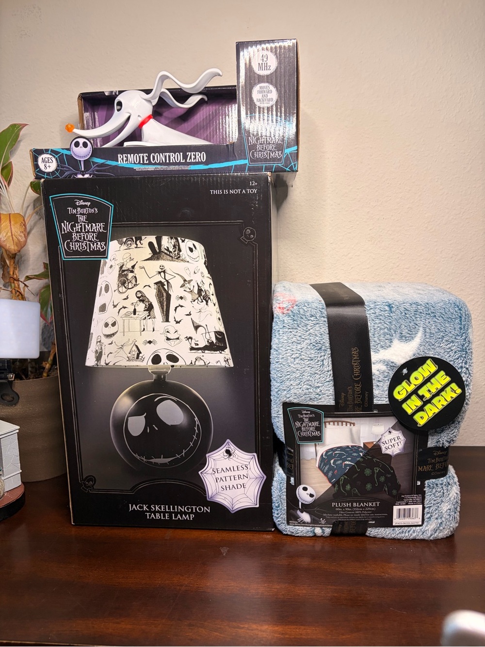 Nightmare Before Christmas Jack Skellington Table Lamp,Plush Blanket and RC Zero